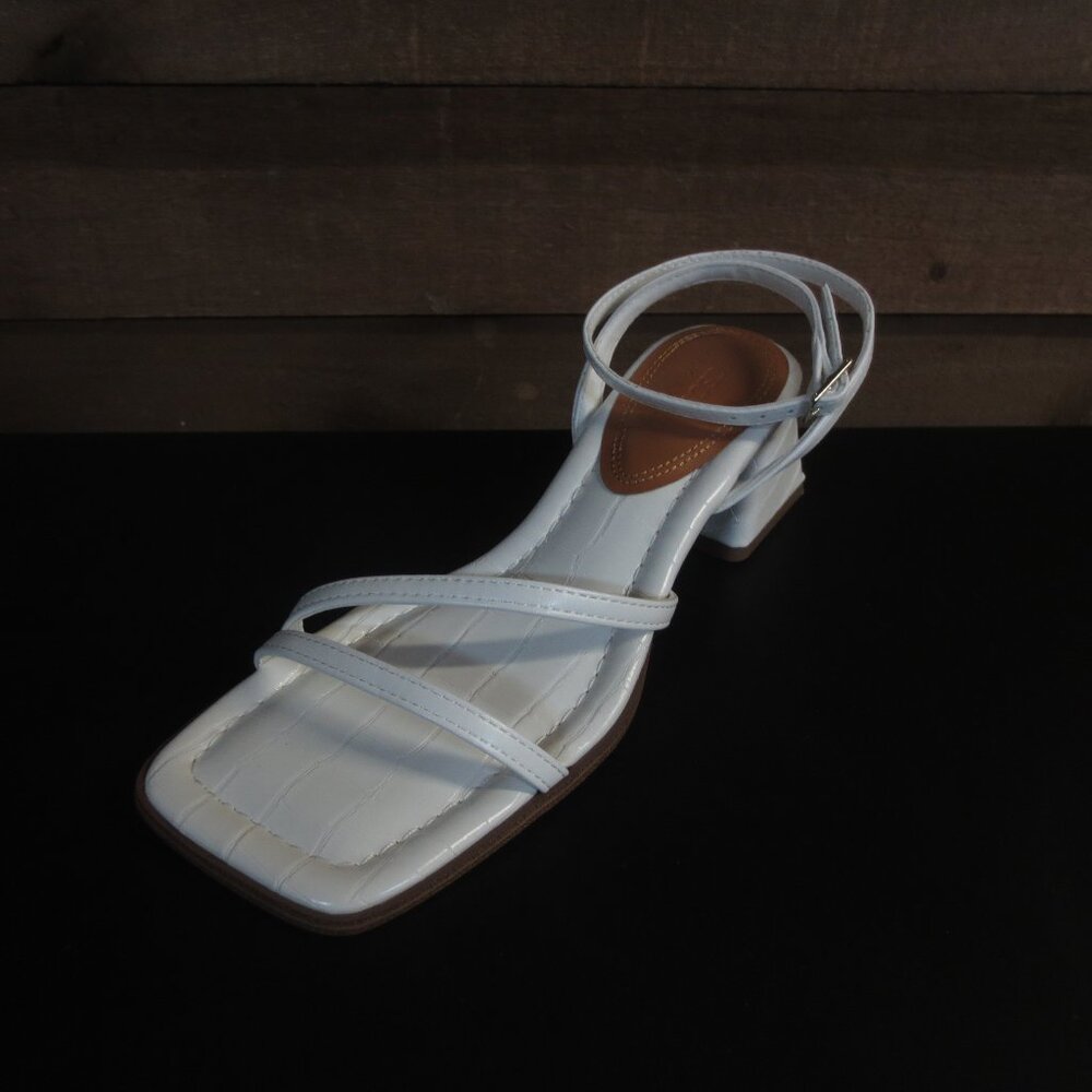 ASOS DESIGN Hastings mid block heeled sandals in white - US SIZE 5